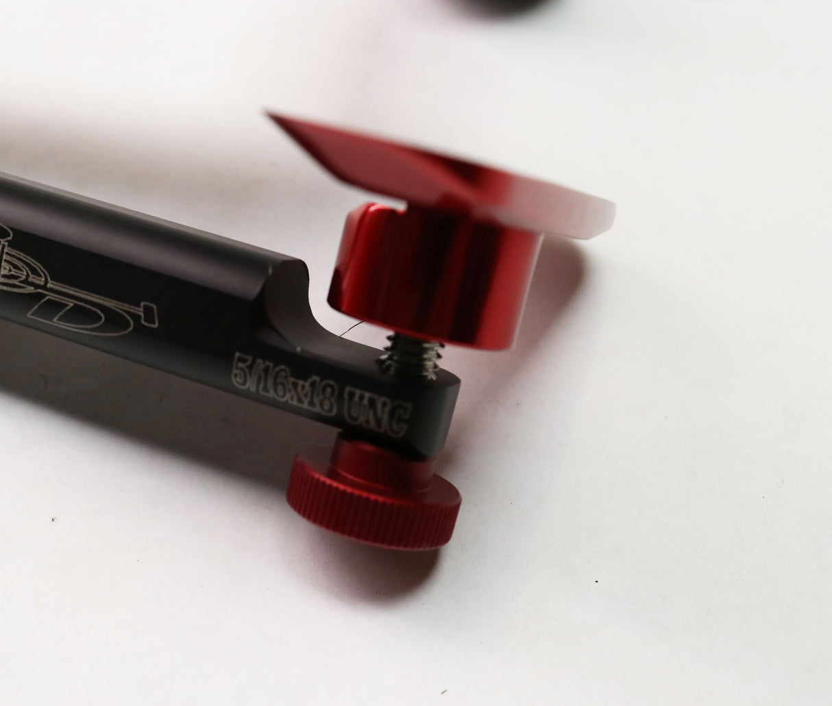 B&D Fender Plier Anti-Blow Out Tool - Small