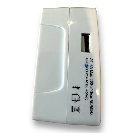 Anson PDR Elimadent X-Factor Flip Light white USB-C charging pod with AC 6A Max. 100-240Vac input and USB 1000mA Max. +5Vdc output.